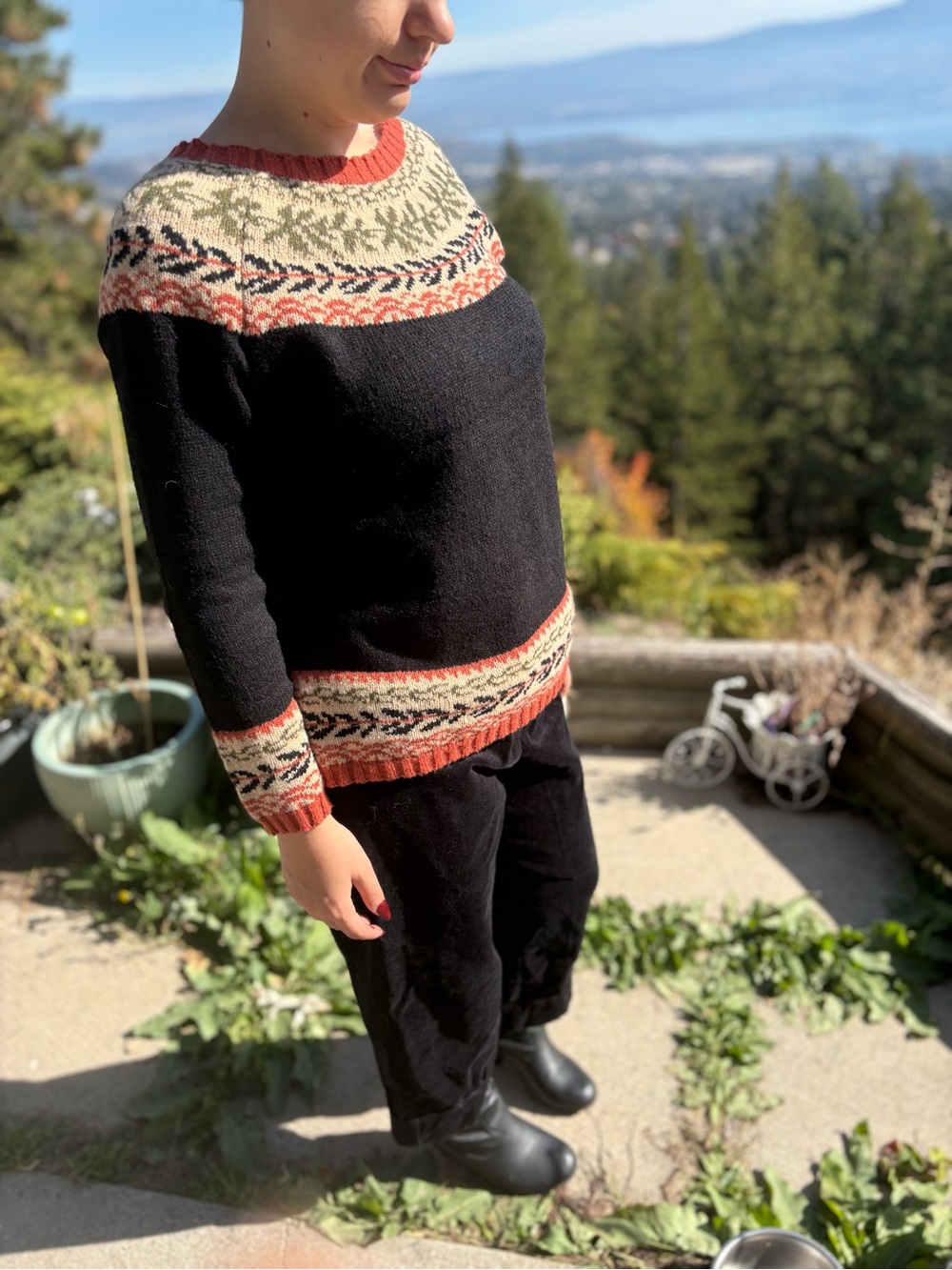 Ladies Fall Sweater - Picture 10 of 10